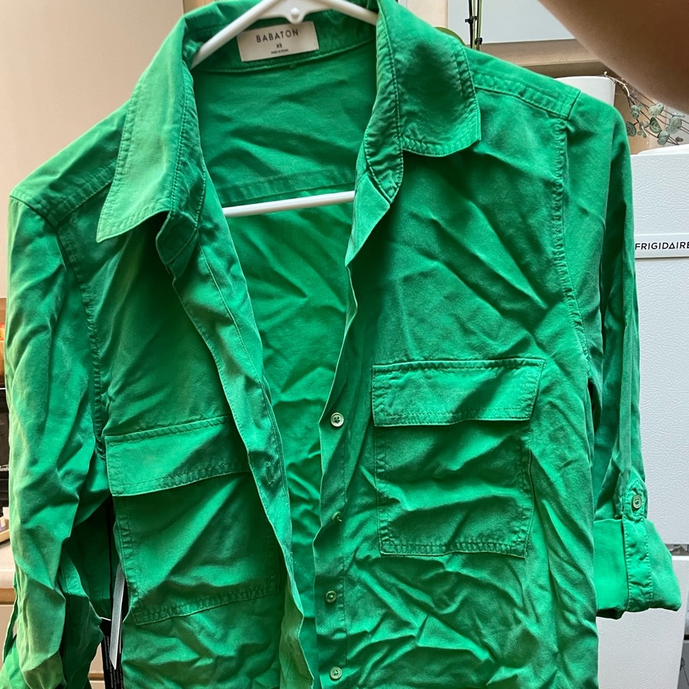 Aritzia button up!!